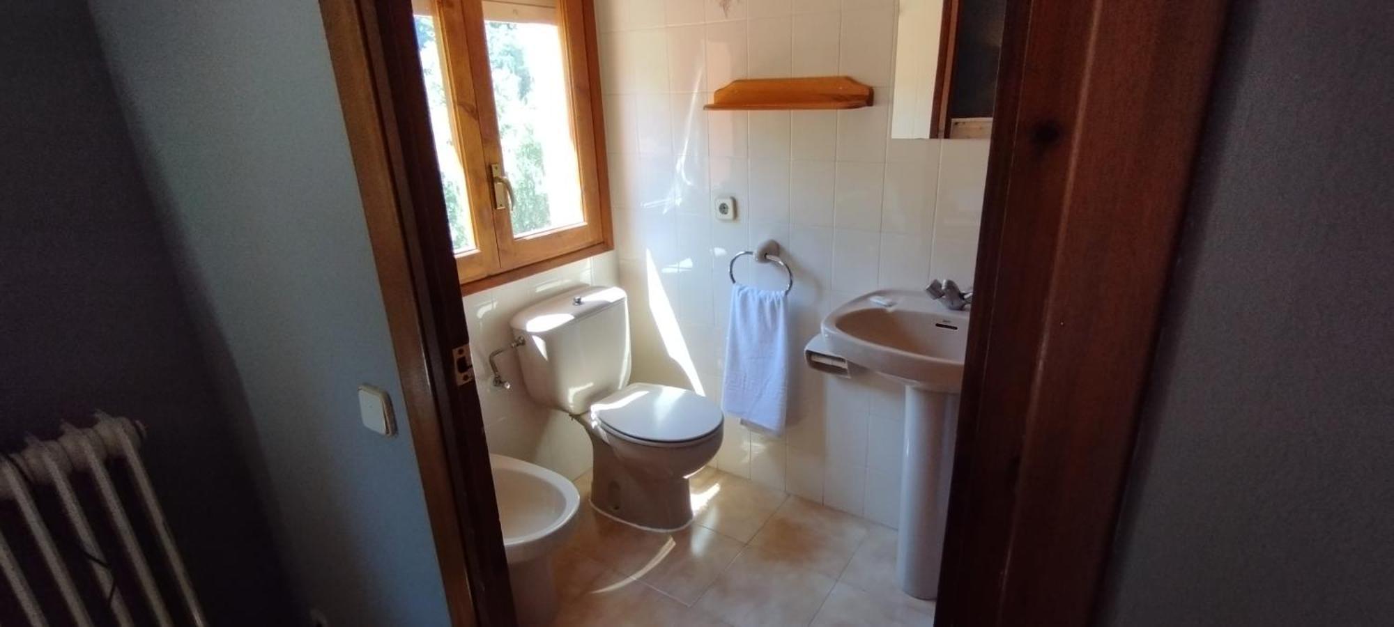 Hostal Casa Pirineus & Deportes De Aventura Baro  Bagian luar foto
